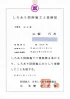 날h{Hmo^